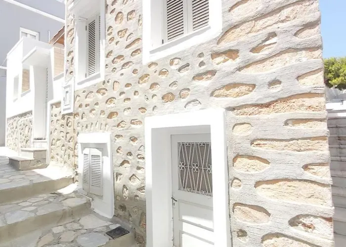 Syros Stone Yard House *